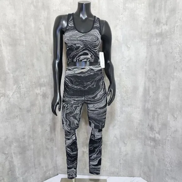 Athleta Womens XS Aurora Seamless Shine Metallic‎ Swirl Workout Set Tank & Pants - Picture 2 of 13